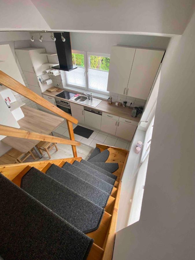 Kleine Schoene Doppelhaushaelfte Apartamento Częstochowa