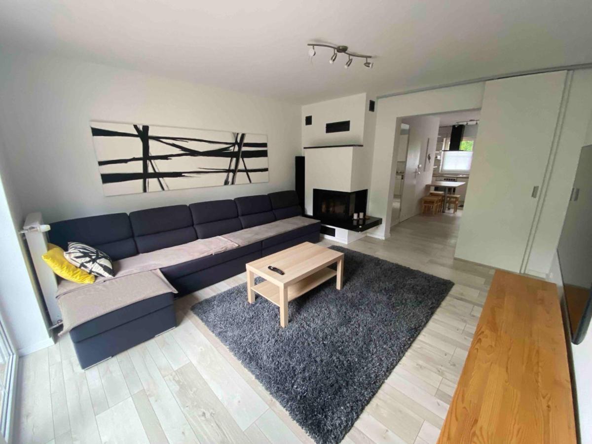 Apartment Kleine Schöne Doppelhaushälfte *